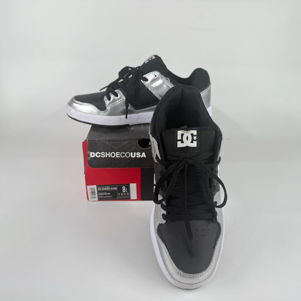 DC Shoes Cure Women’s Size 8.5 Black Armor Silver Skate Shoes Preowned With Box